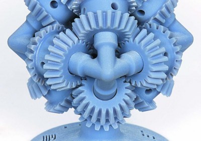 Brain-Gear-in-Rigid-Blue-3D-Printing-Materials