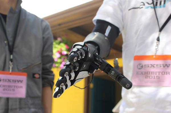 japanese-start-up-unveils-its-latest-prototype-of-the-handiii-1