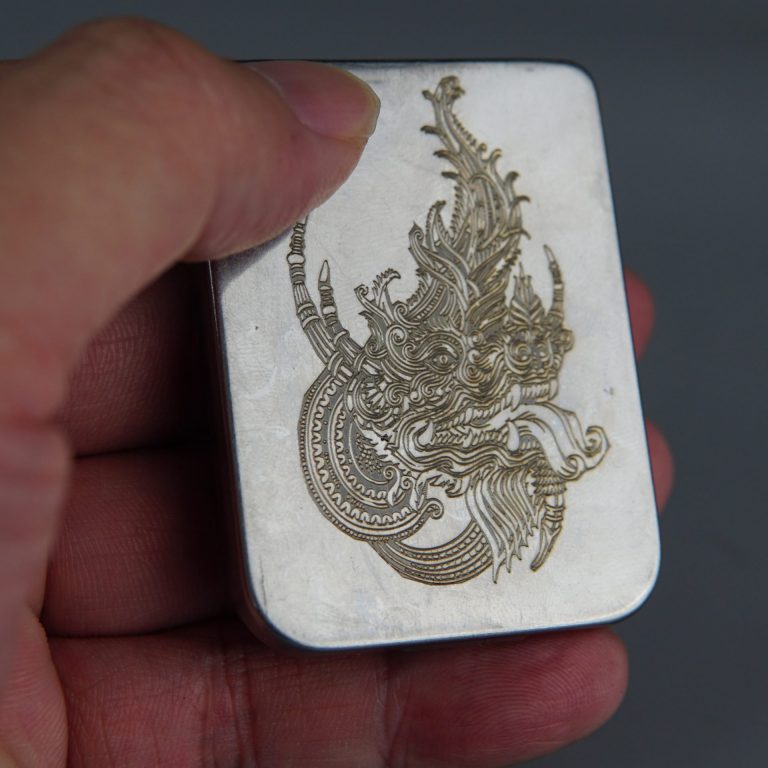 Read more about the article รวมรูปงาน Fiber Laser Marking พื้นผิวโลหะเงา RayMark