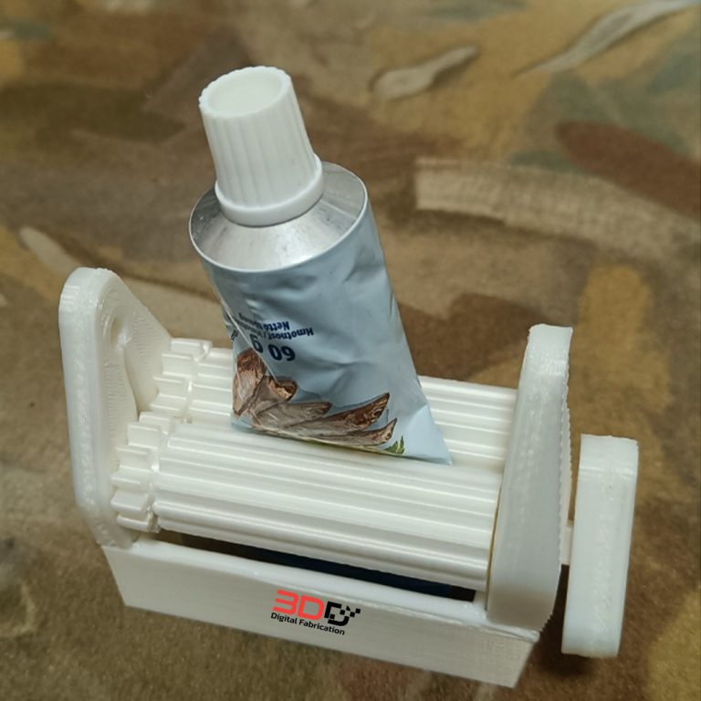 Read more about the article Tube Squeezer – เครื่องบีบหลอดยาสีฟัน