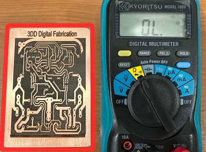 กัดลายวงจรไฟฟ้าลงบนแผ่น FR-4 PCB BOARD : Fiber Laser Marking