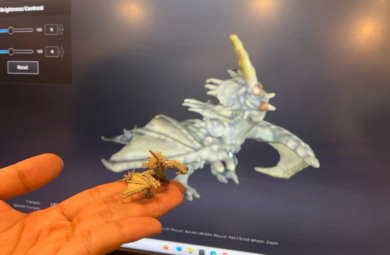 วิธีการ Scan Model ให้เป็นไฟล์ 3 มิติเพื่อนำไปปรับแต่งต่อโดยใช้ 3D Scanner