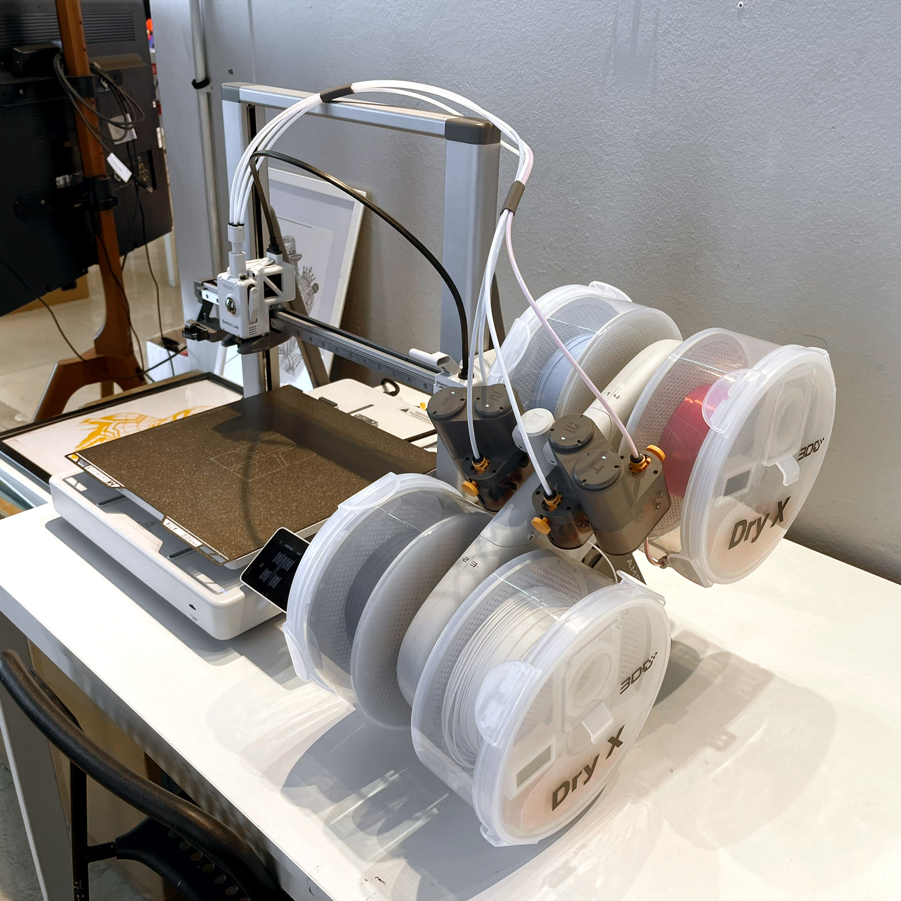 Dry X กล่องเก็บเส้น Filament กันชื้น กันฝุ่น วางซ้อนได้ ใส่ได้กับ Bambu A1 และเครื่อง 3D Printer ทั่วไป (ไม่รวม Silica gel) - Image 8